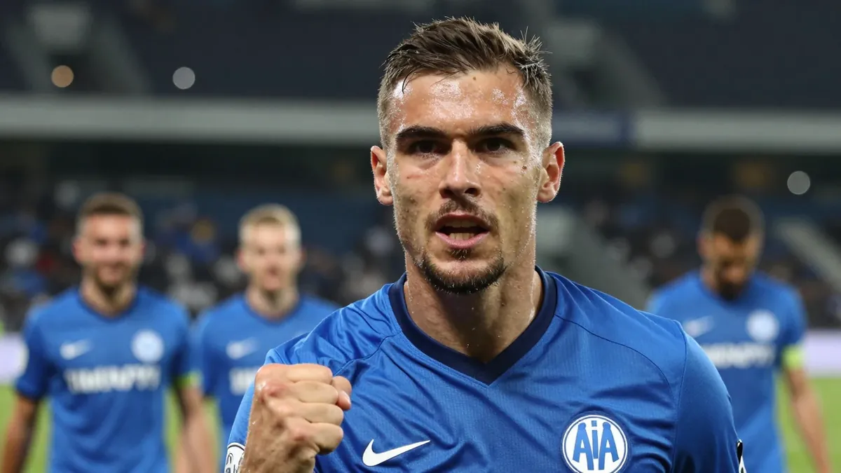 AA Gent maintained their flawless start to the season with a 3-0 victory at Cercle Brugge, staying top of the Jupiler Pro...