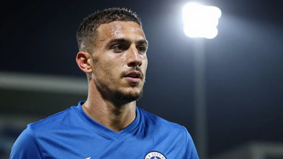 AA Gent en Club Brugge speelden gelijk na doelpunten van Vergara en Vanaken in de eerste helft