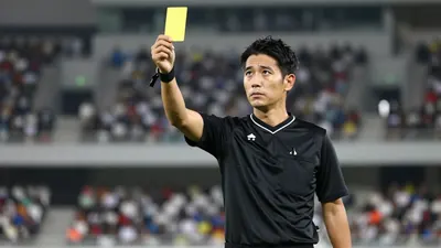 De Japanner Yusuke Araki, die als assistent-scheidsrechter actief was op het WK, leidde de wedstrijd tussen Cercle Brugge...