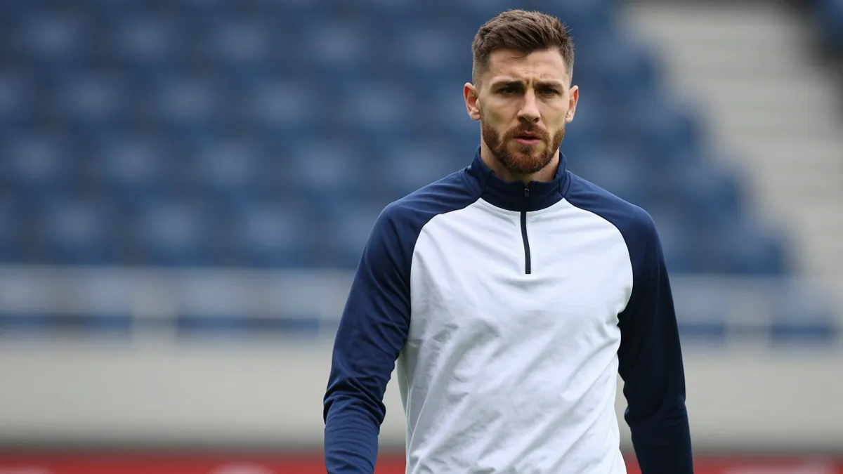 Transfernieuws: Titraoui vertrekt, Henderson gaat naar Chelsea en meer